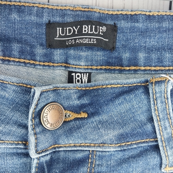 Judy Blue Slim Fit Stretch Jeans - Picture 8 of 12